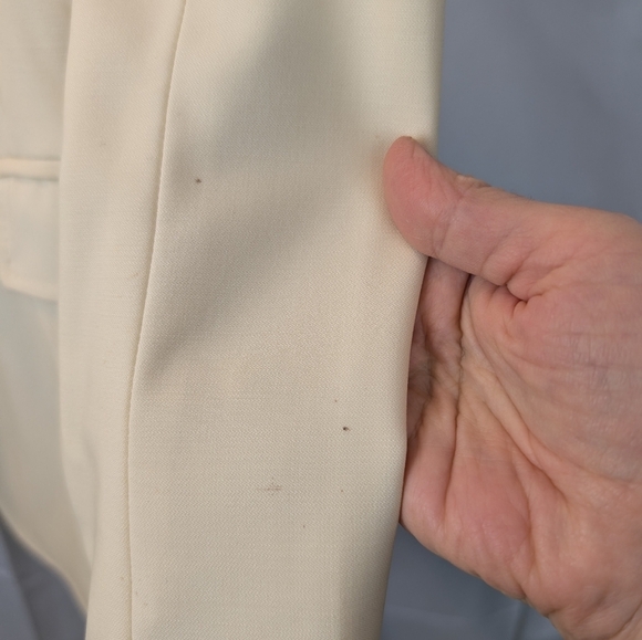 Smythe cream wool blazer size 6 VGUC (minor stains) - Picture 10 of 16